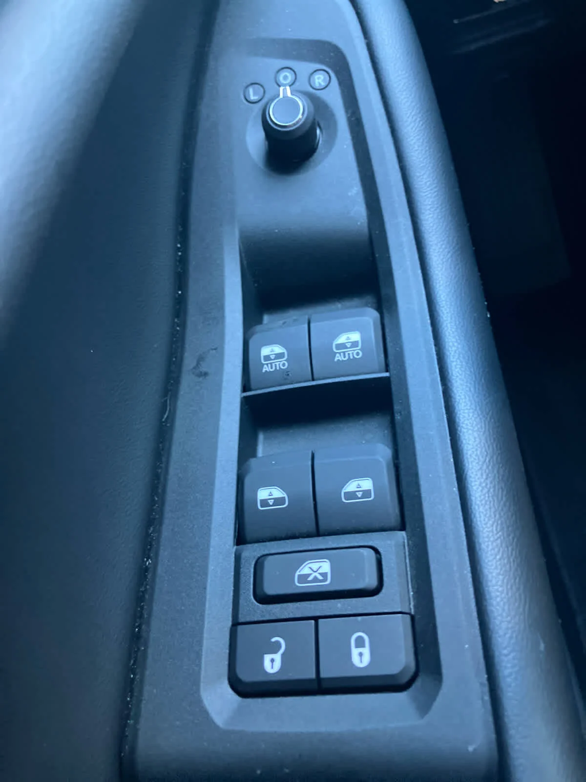 Used 2025 Bright White Clearcoat Jeep Limited image 13