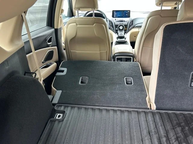 Used 2021  Acura Base image 41