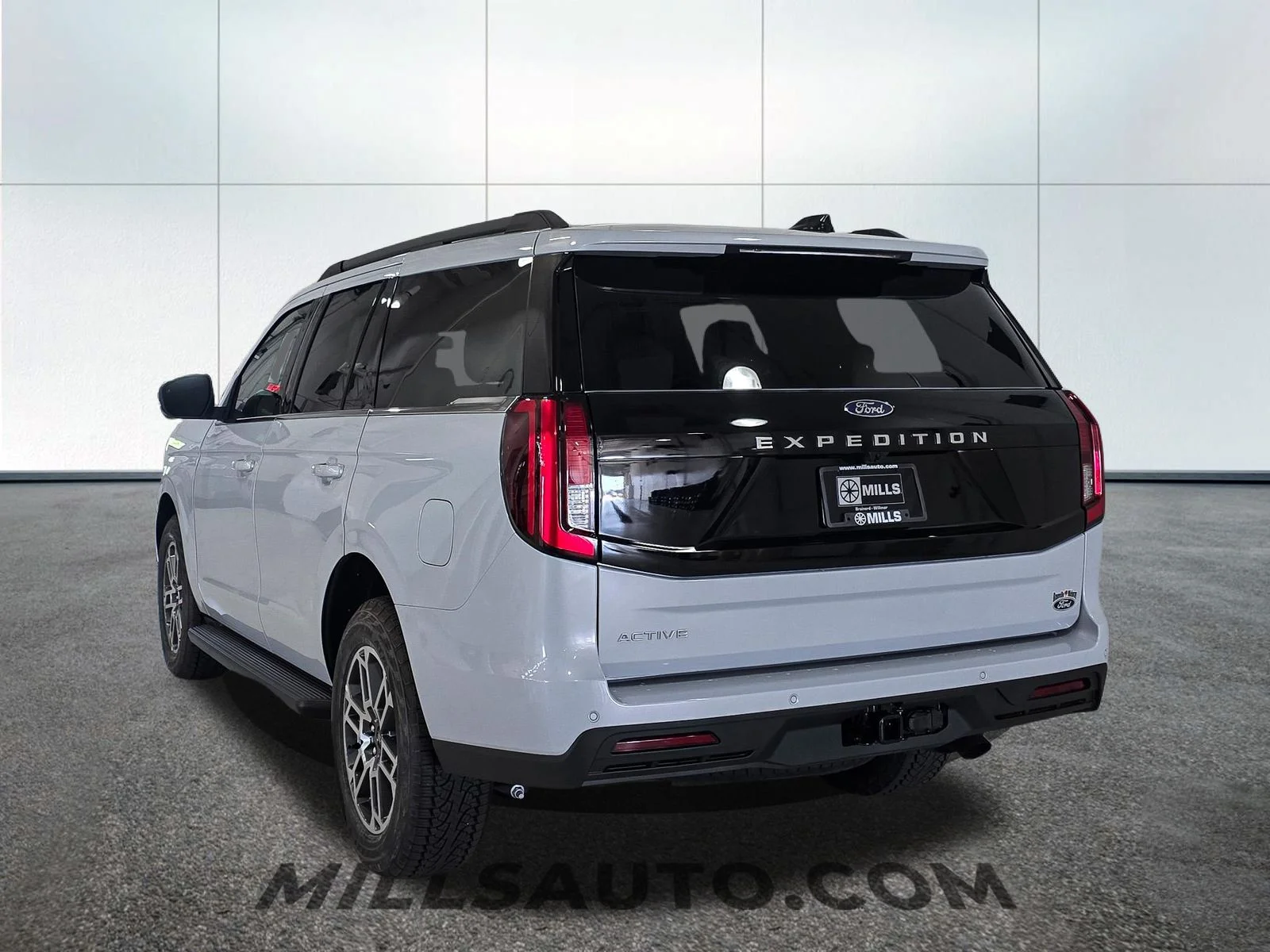 New 2026 Space Silver Metallic Ford Active image 5
