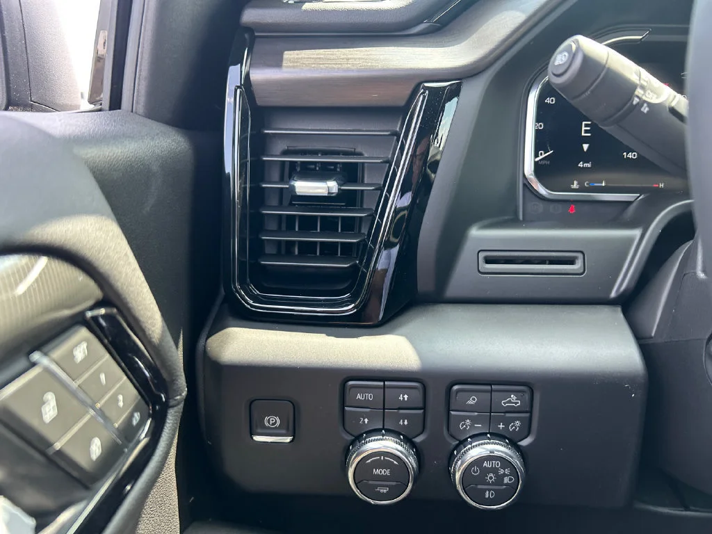 2026 GMC Sierra 1500 AT4 - Photo 20