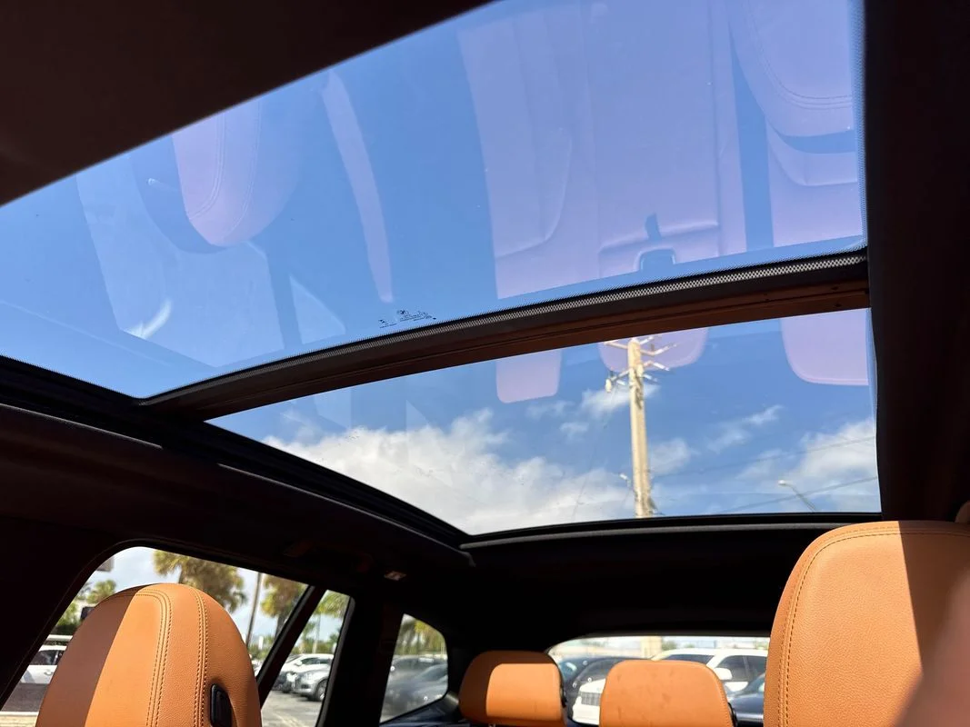 Used 2023  BMW xDrive30i image 24