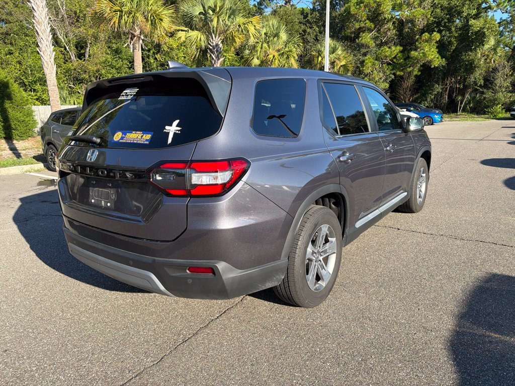 Used 2025 Lunar Silver Metallic Honda EX-L image 4