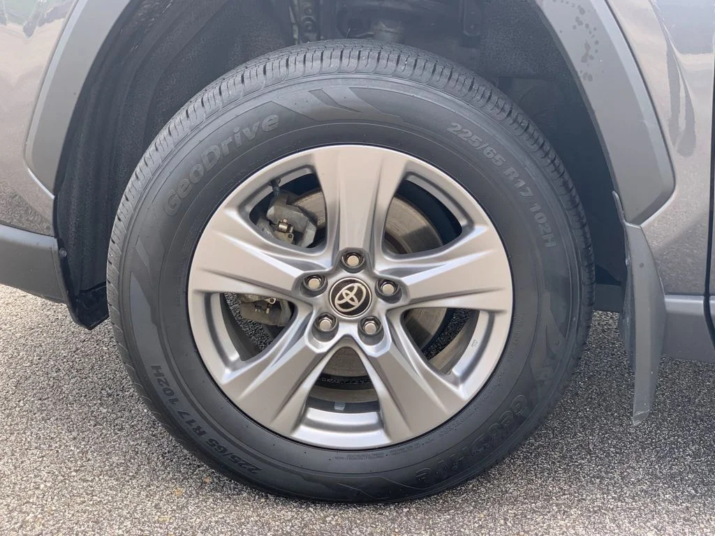 Used 2024 Gray Toyota XLE image 31