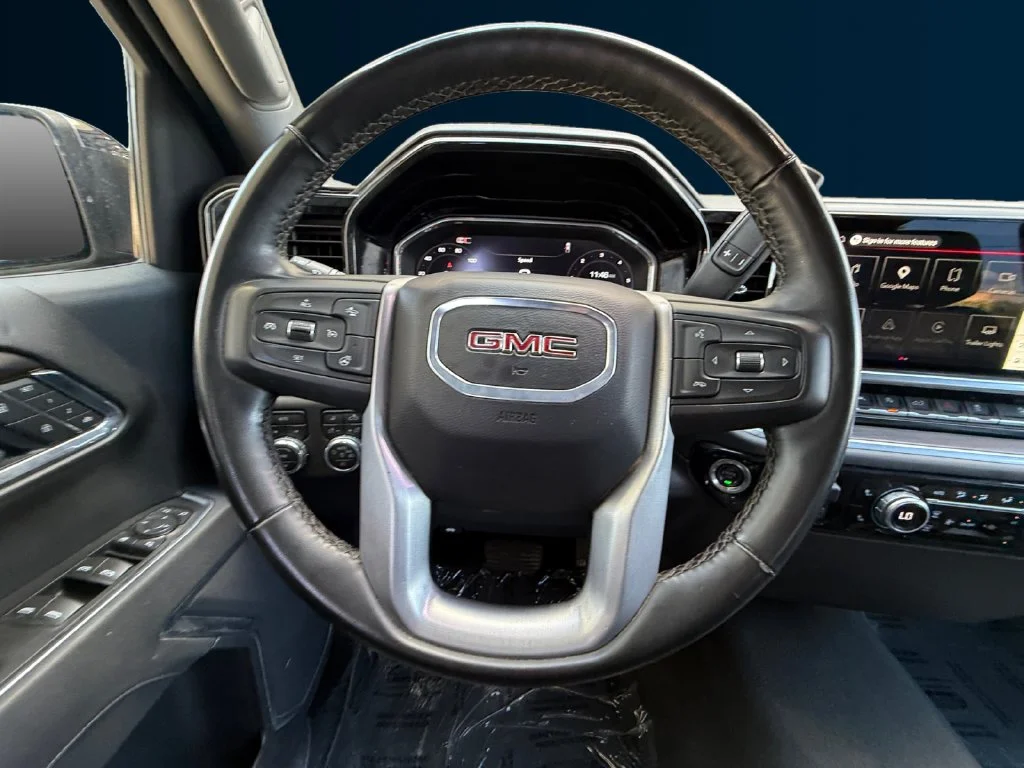 Used 2025 Silver GMC SLT image 13