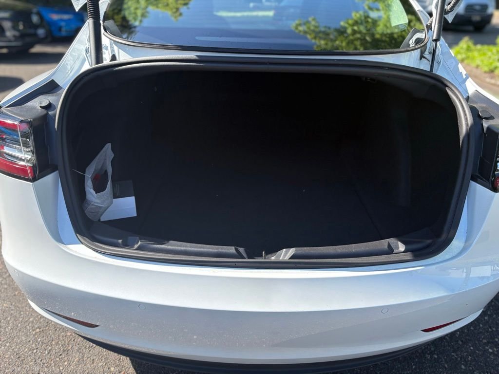 Used 2022 Pearl White Multi-Coat Tesla Long Range image 20
