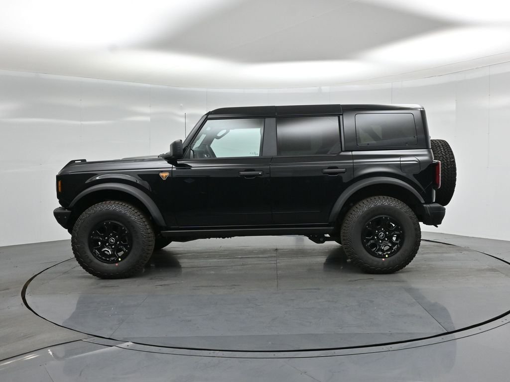 New 2026 Shadow Black Ford Badlands image 29