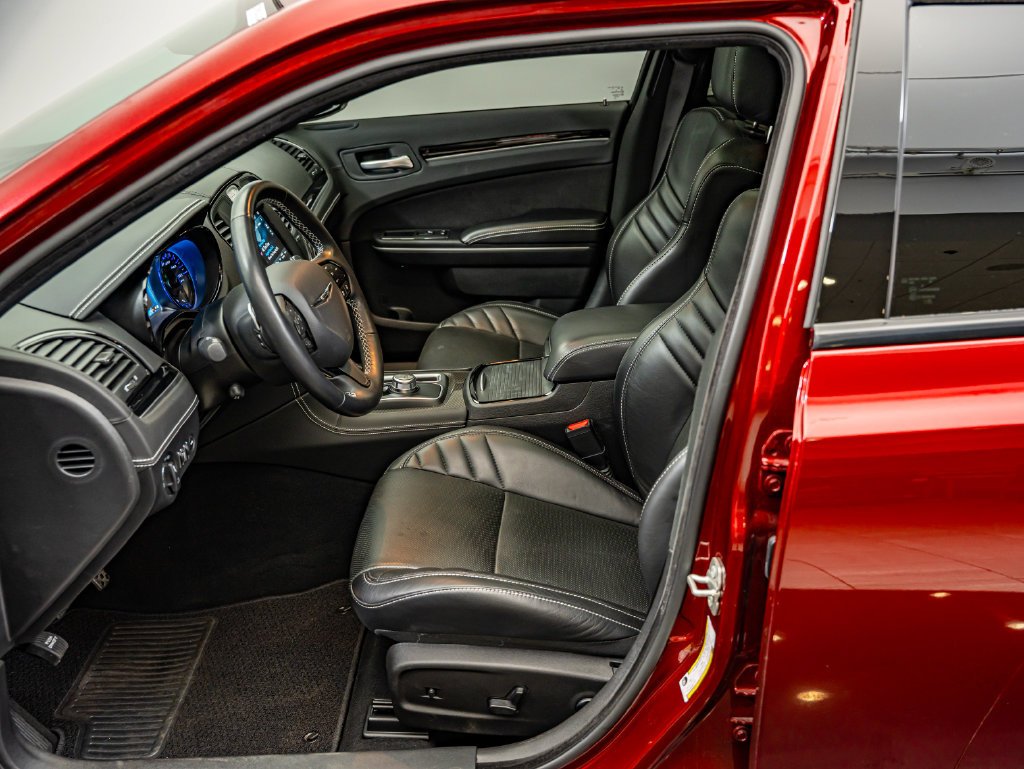 Used 2023 Velvet Red Pearlcoat Chrysler C image 21