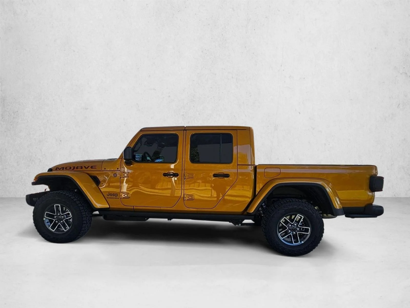 New 2026 Goldilocks Exterior Paint Jeep Mojave X image 5