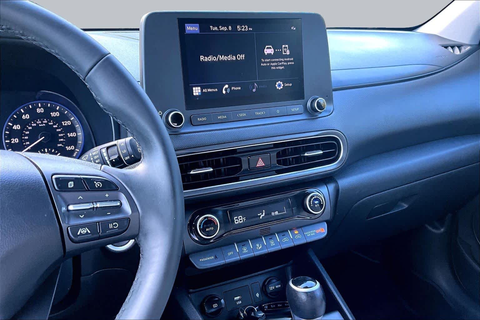 Used 2022 Teal Isle Hyundai SEL image 7