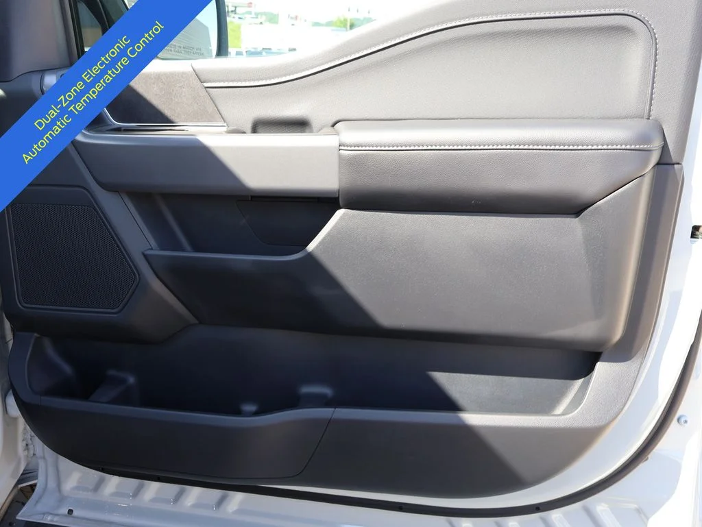 New 2026 Avalanche Ford XLT image 9