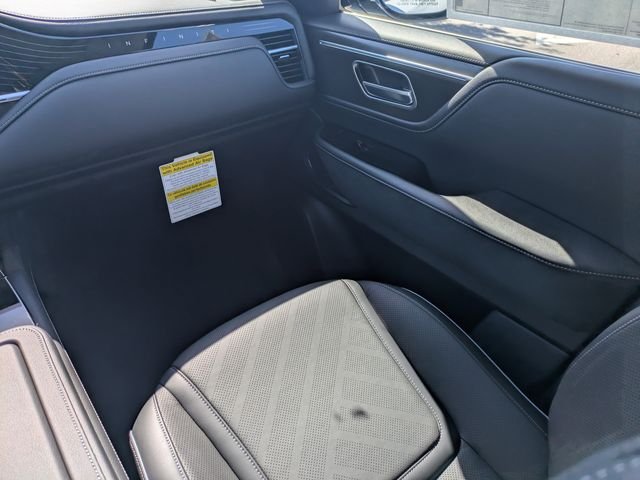 New 2026 RADIANT WHITE INFINITI Luxe 2WD image 18