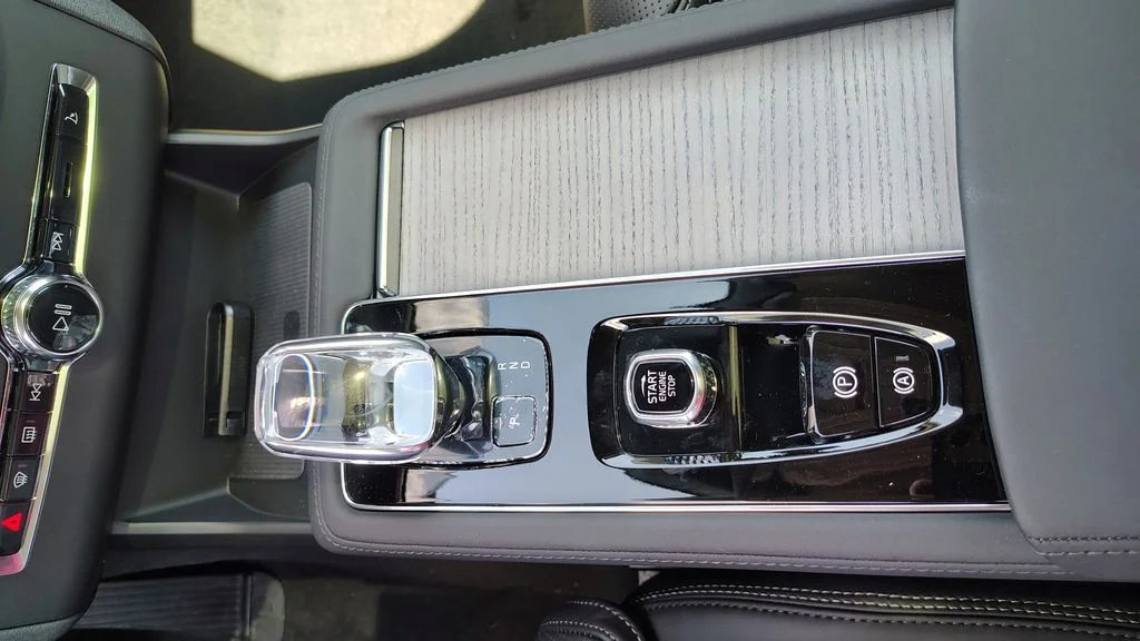 2026 Volvo XC90 Ultra - Photo 20