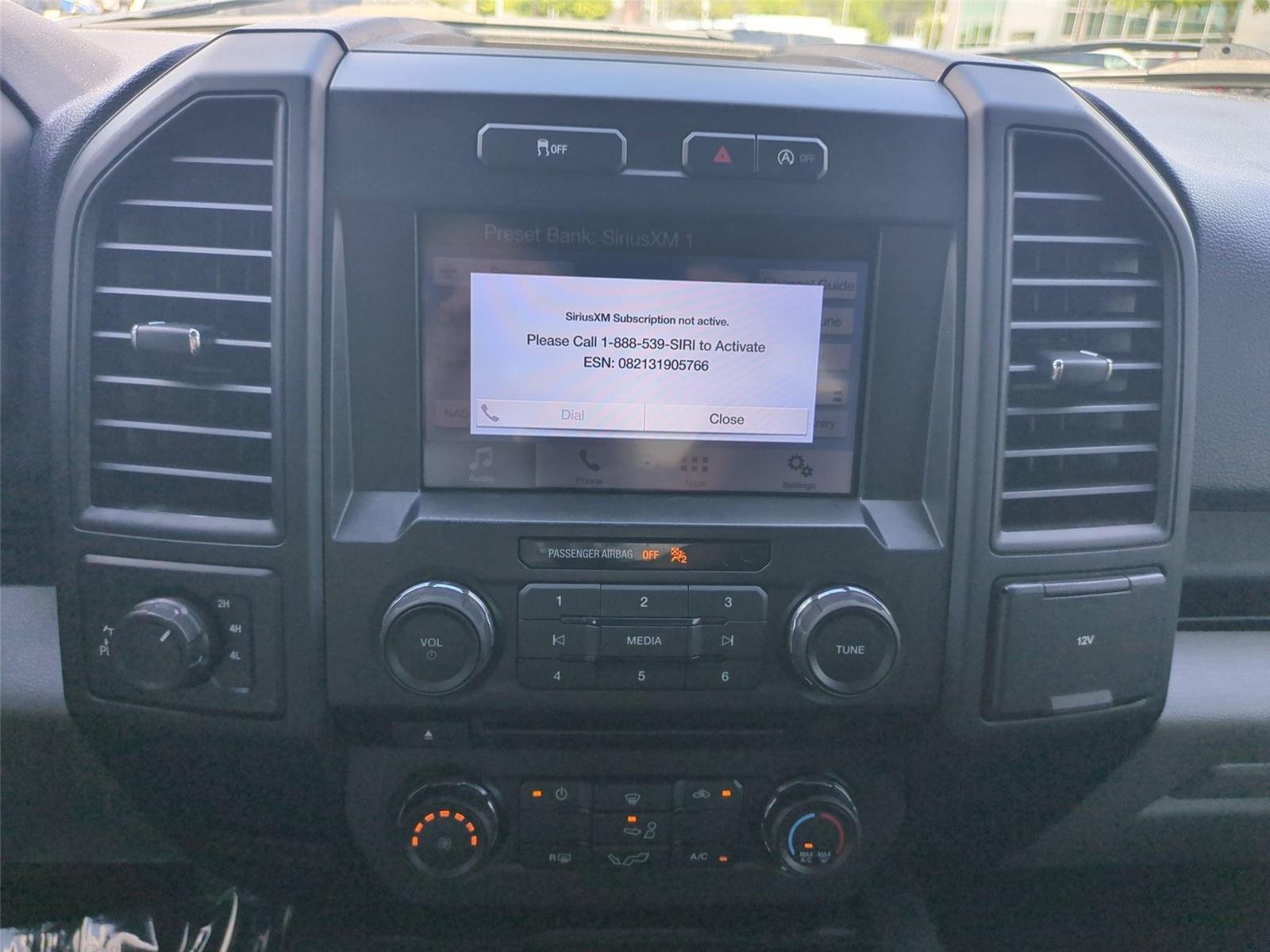 Used 2018 Ingot Silver Ford XL image 24
