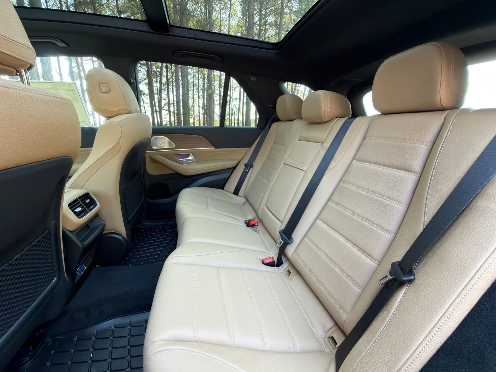 New 2026 Obsidian Black Metallic Mercedes-Benz GLE 350 image 41