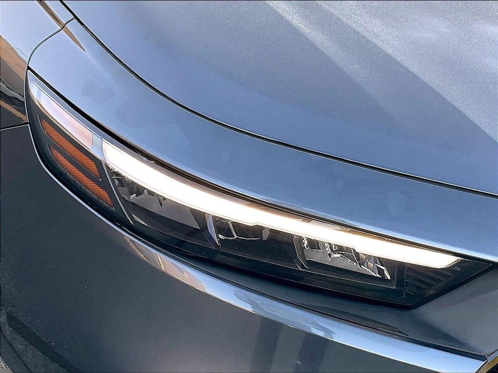 Used 2024 Gray Honda EX image 31