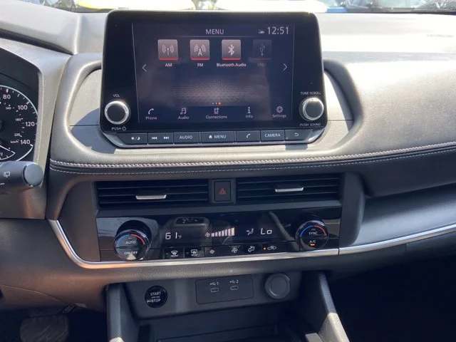 2025 Nissan Rogue SV - Photo 19