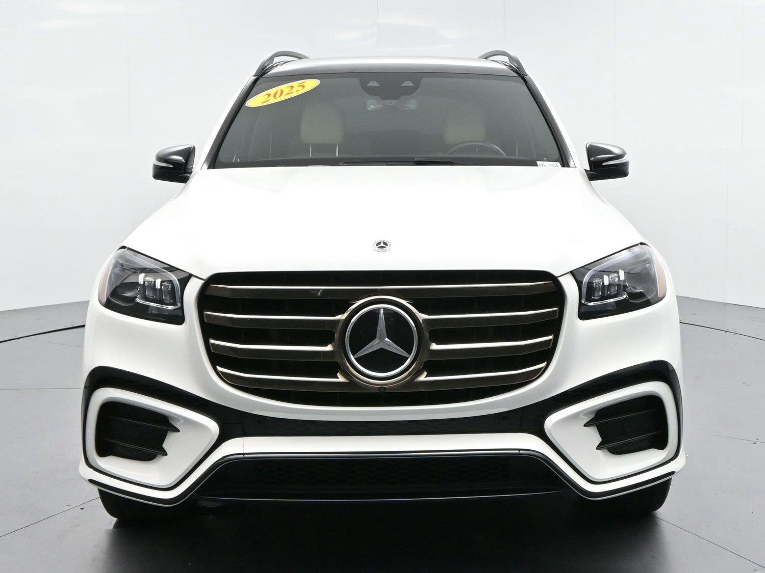 Used 2025 Polar White Mercedes-Benz GLS 450 image 2