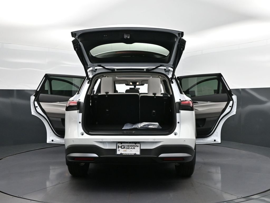 Certified Used 2026 White INFINITI PURE image 52