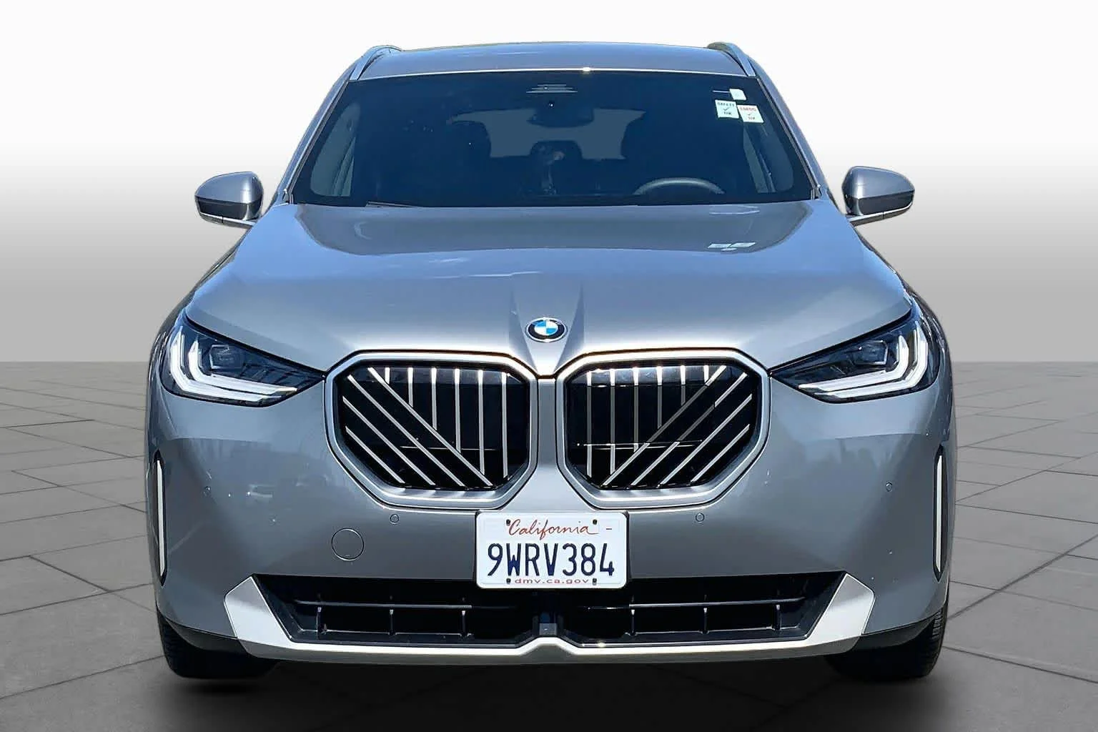 Used 2025 Skyscraper Gray Metallic BMW 30 xDrive image 3