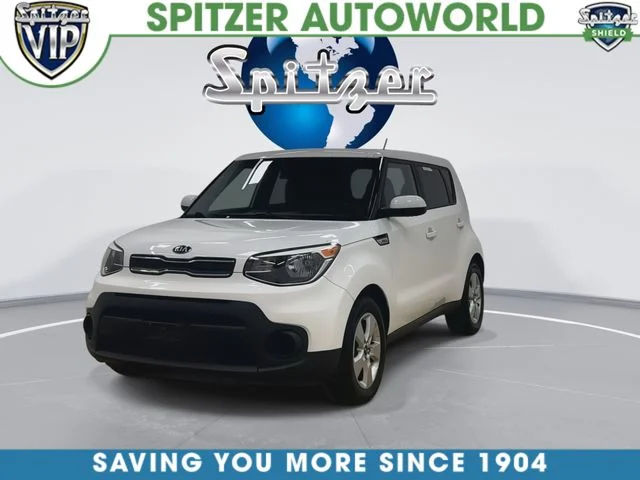 Used 2019 White Kia Base image 4