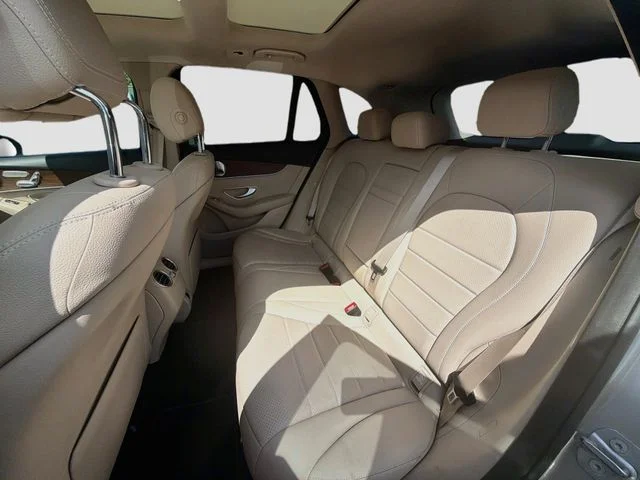 Used 2020  Mercedes-Benz GLC 300 image 20
