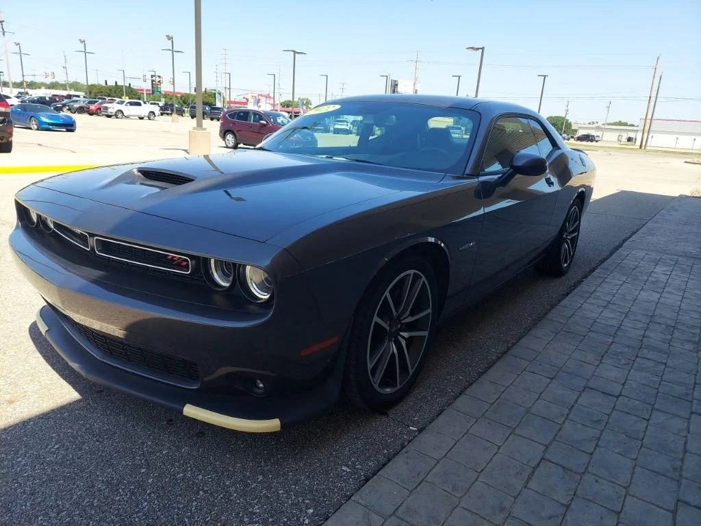 Used 2022 Gray Dodge R/T image 3