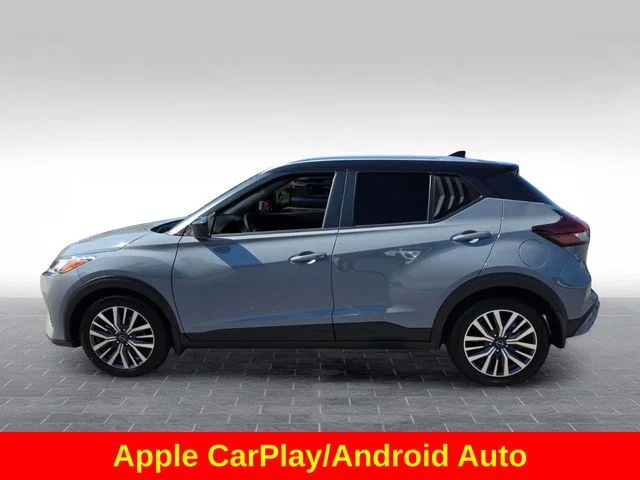 Used 2024 Gray Nissan SV image 5