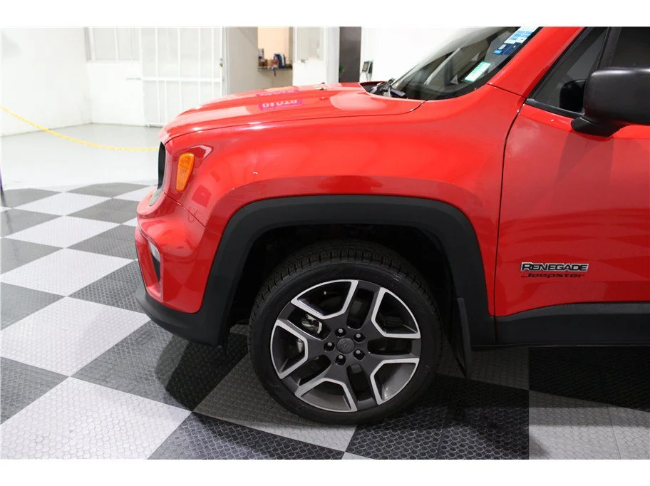 Used 2021 Colorado Red Clearcoat Jeep Jeepster image 9