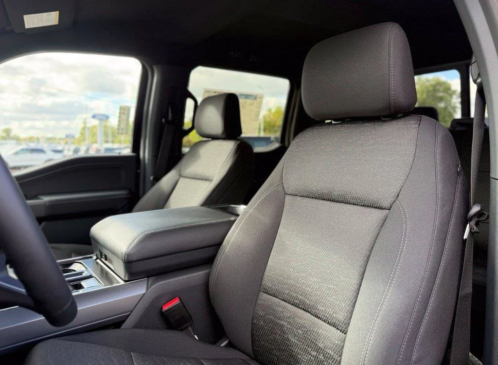 New 2026 Antimatter Blue Metallic Ford XLT image 16