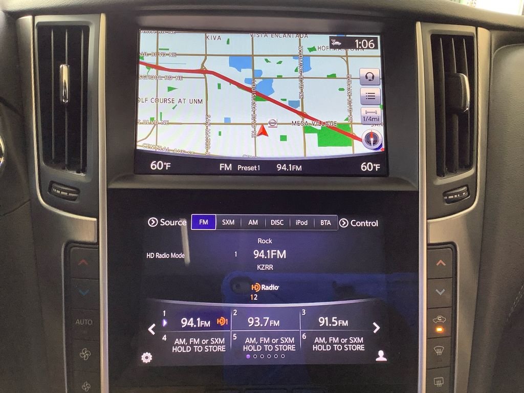 Used 2019 White INFINITI 3.0t LUXE image 11