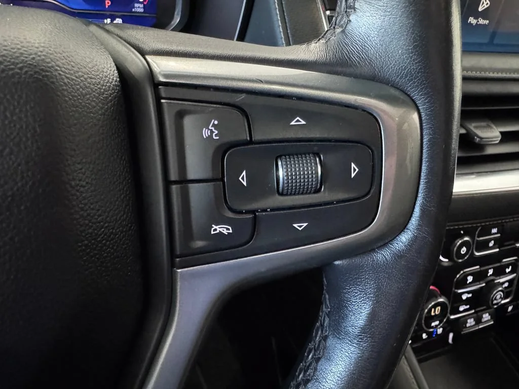 2023 Chevrolet Suburban Premier - Photo 19