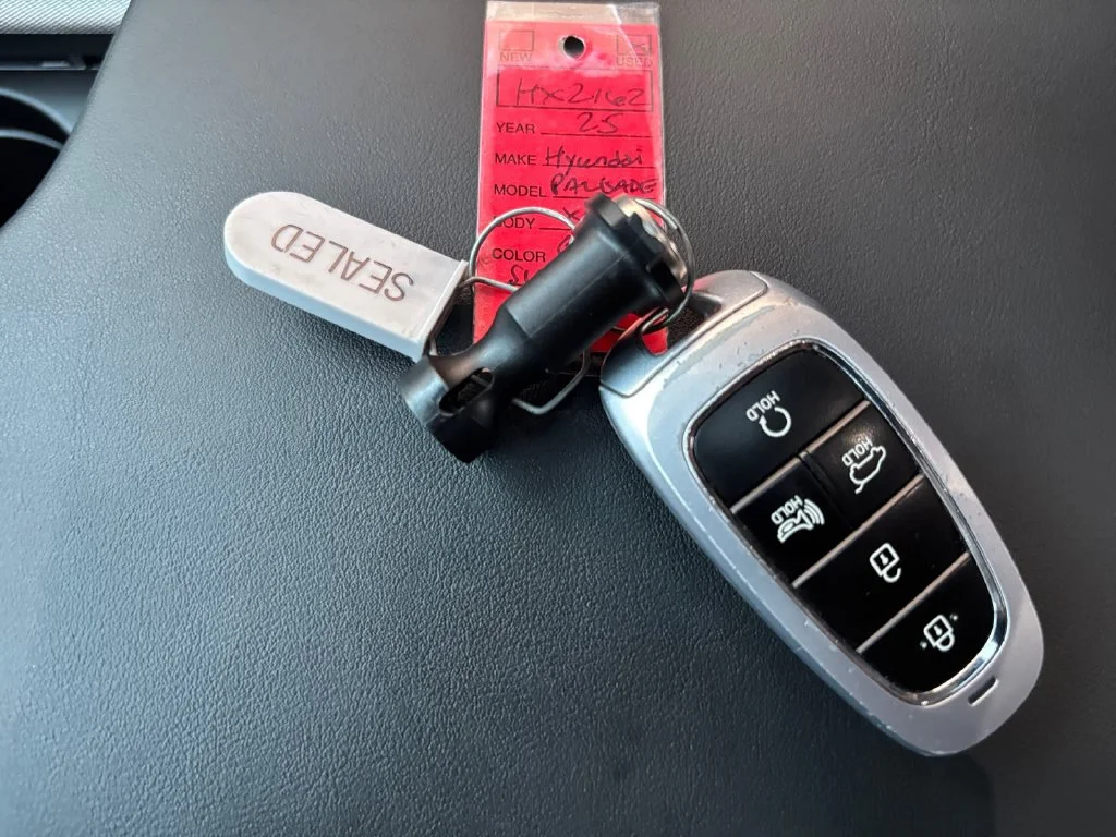 Used 2025 Gray Hyundai XRT image 36