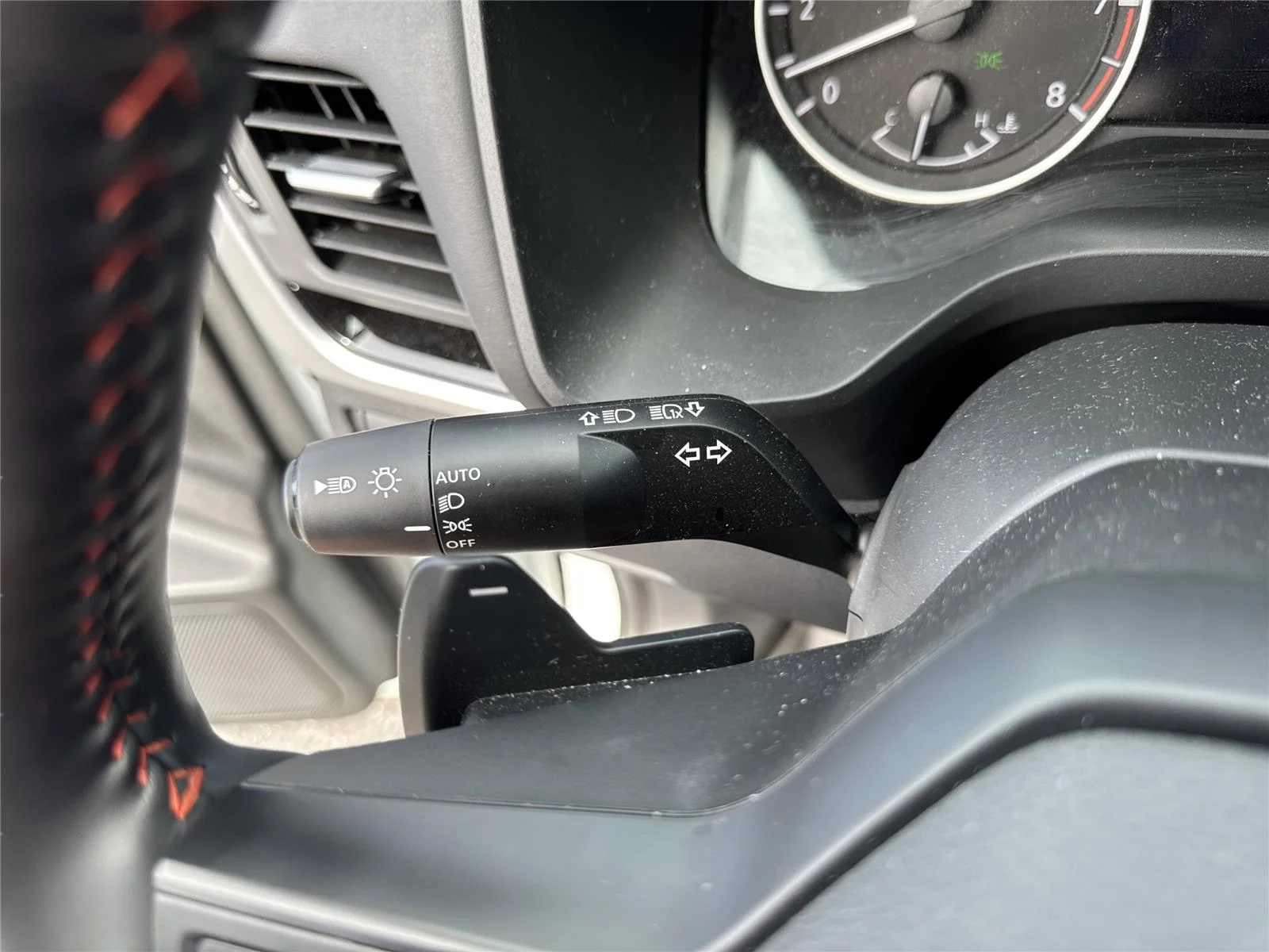 Used 2025 Everest White Pearl Nissan Rock Creek image 19