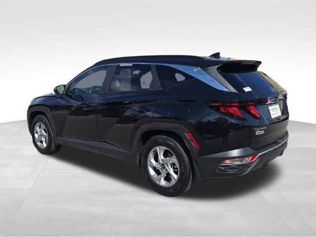 Used 2024 Black Hyundai SEL image 3