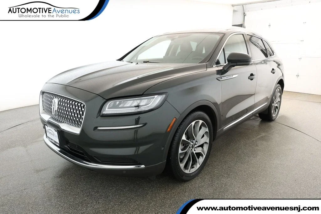 2022 Lincoln Nautilus Reserve AWD's photo