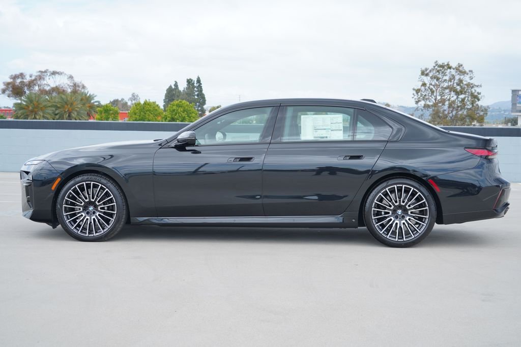 New 2026 Black Sapphire Metallic BMW 760i xDrive image 4