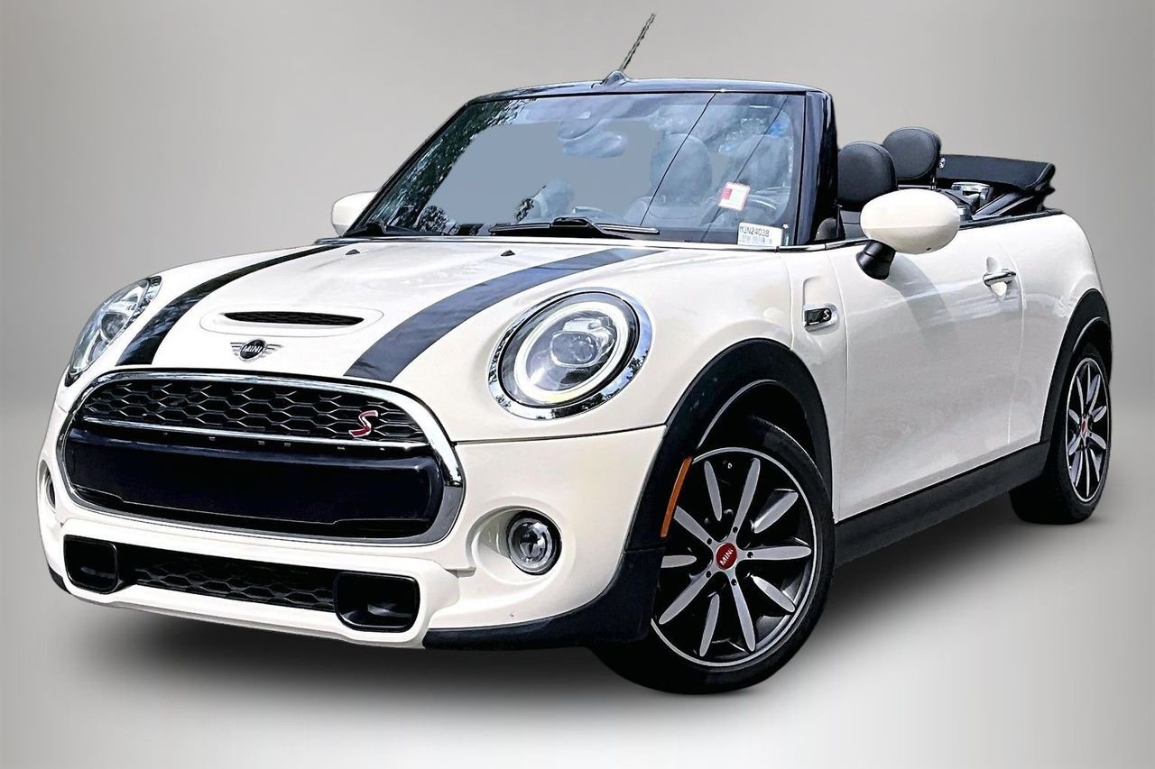 2021 MINI Convertible Cooper S's photo