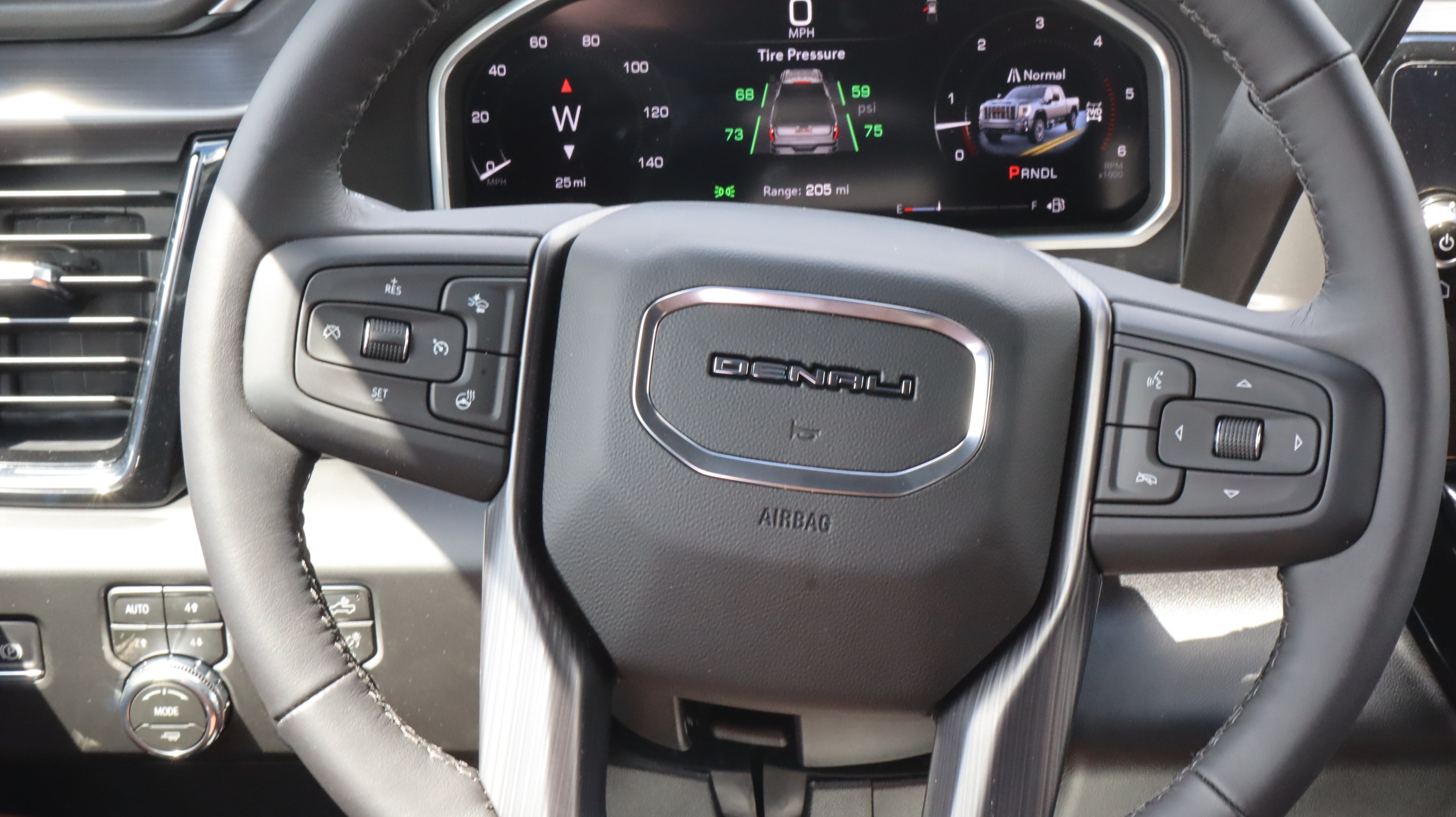 2026 GMC Sierra 2500HD Denali Ultimate - Photo 14