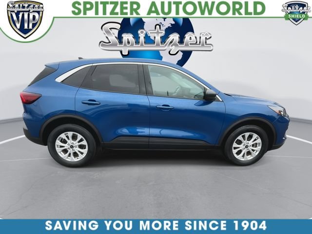 Used 2023 Blue Ford Active image 9