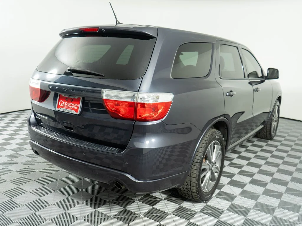 Used 2013 Gray Dodge SXT image 6