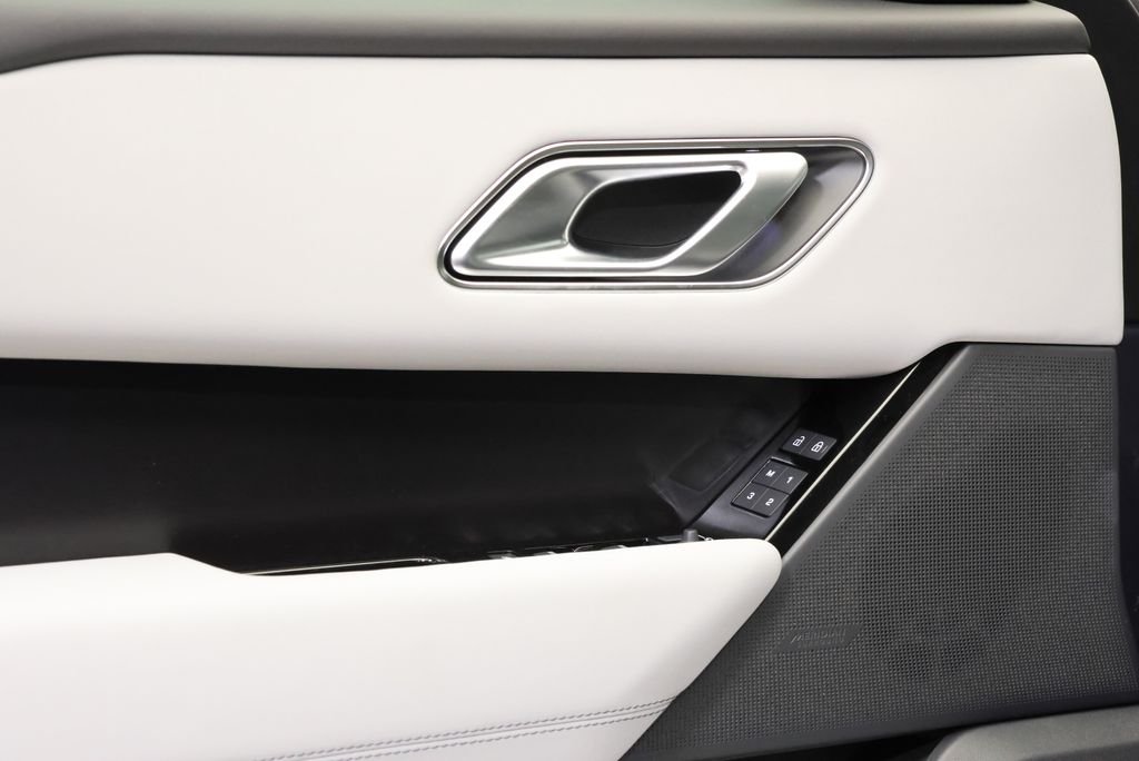New 2026 Varesine Blue Land Rover Belgravia Edition image 26