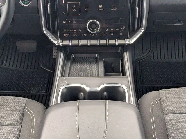 2025 GMC Acadia Elevation - Photo 18