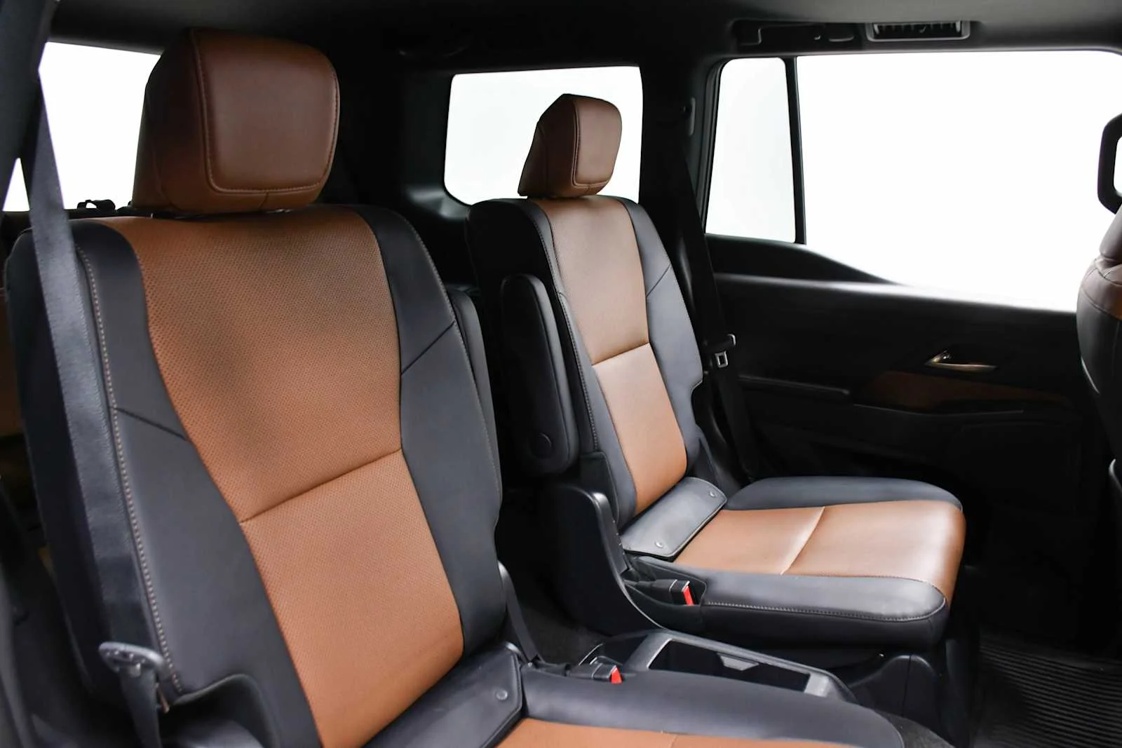 Certified Used 2024 CAVIAR Lexus Premium+ image 26