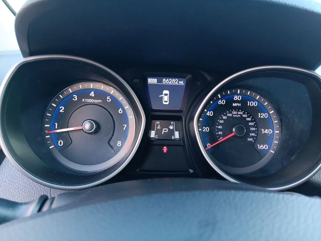 Used 2017 Black Noir Pearl Hyundai Base image 34
