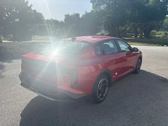Used 2025 Red Kia EX image 41