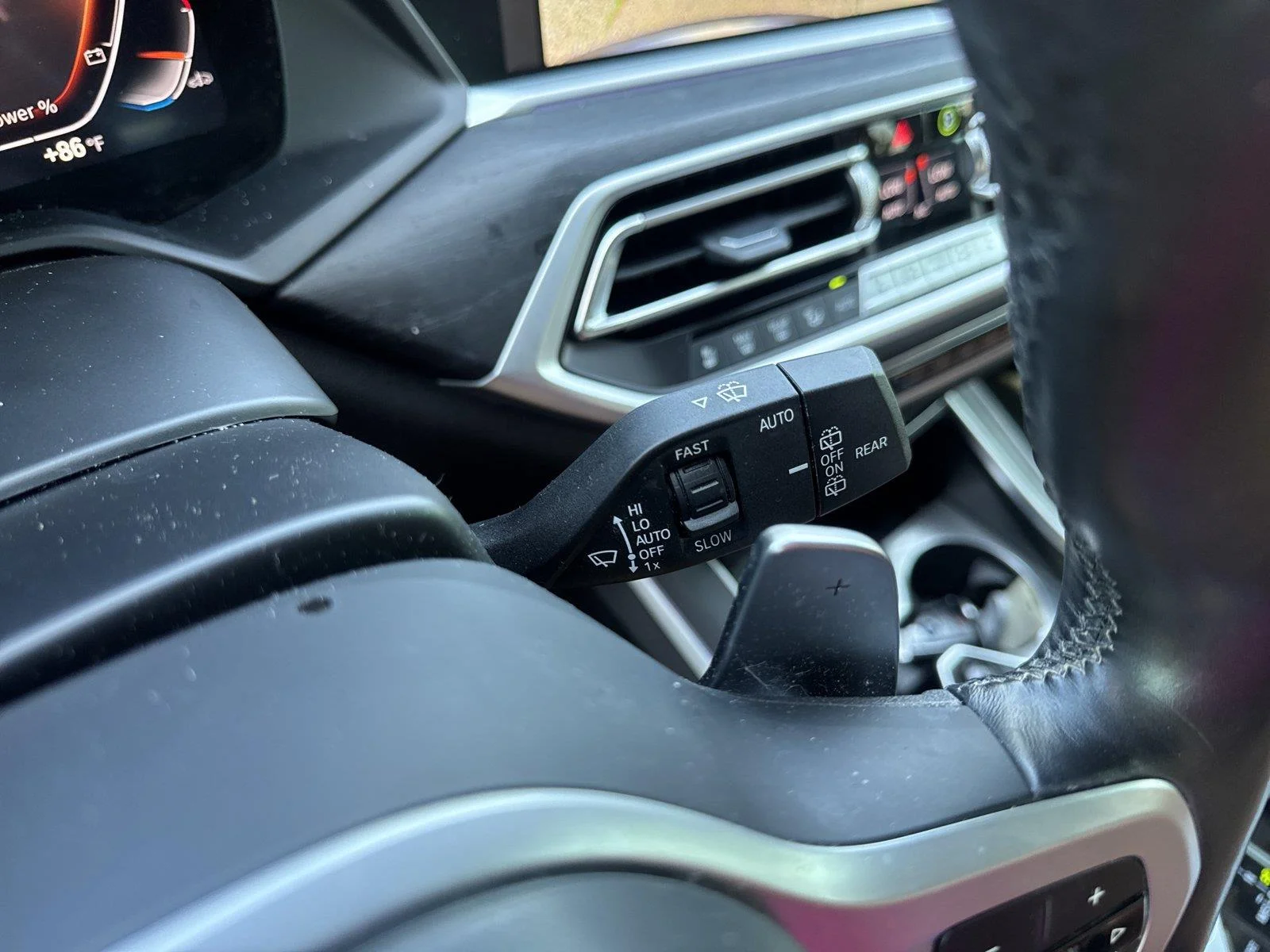 Used 2022 Arctic Grey Metallic BMW xDrive40i image 18
