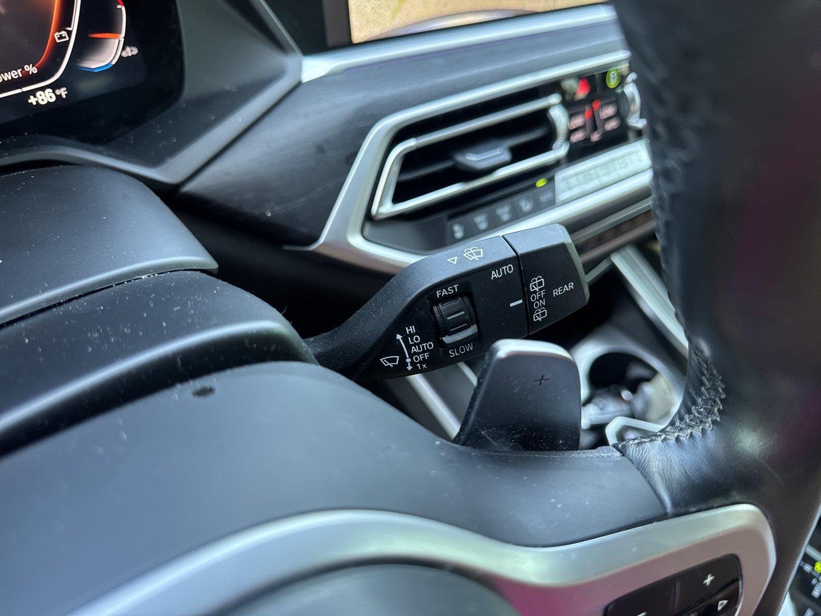 Used 2022 Arctic Grey Metallic BMW xDrive40i image 18