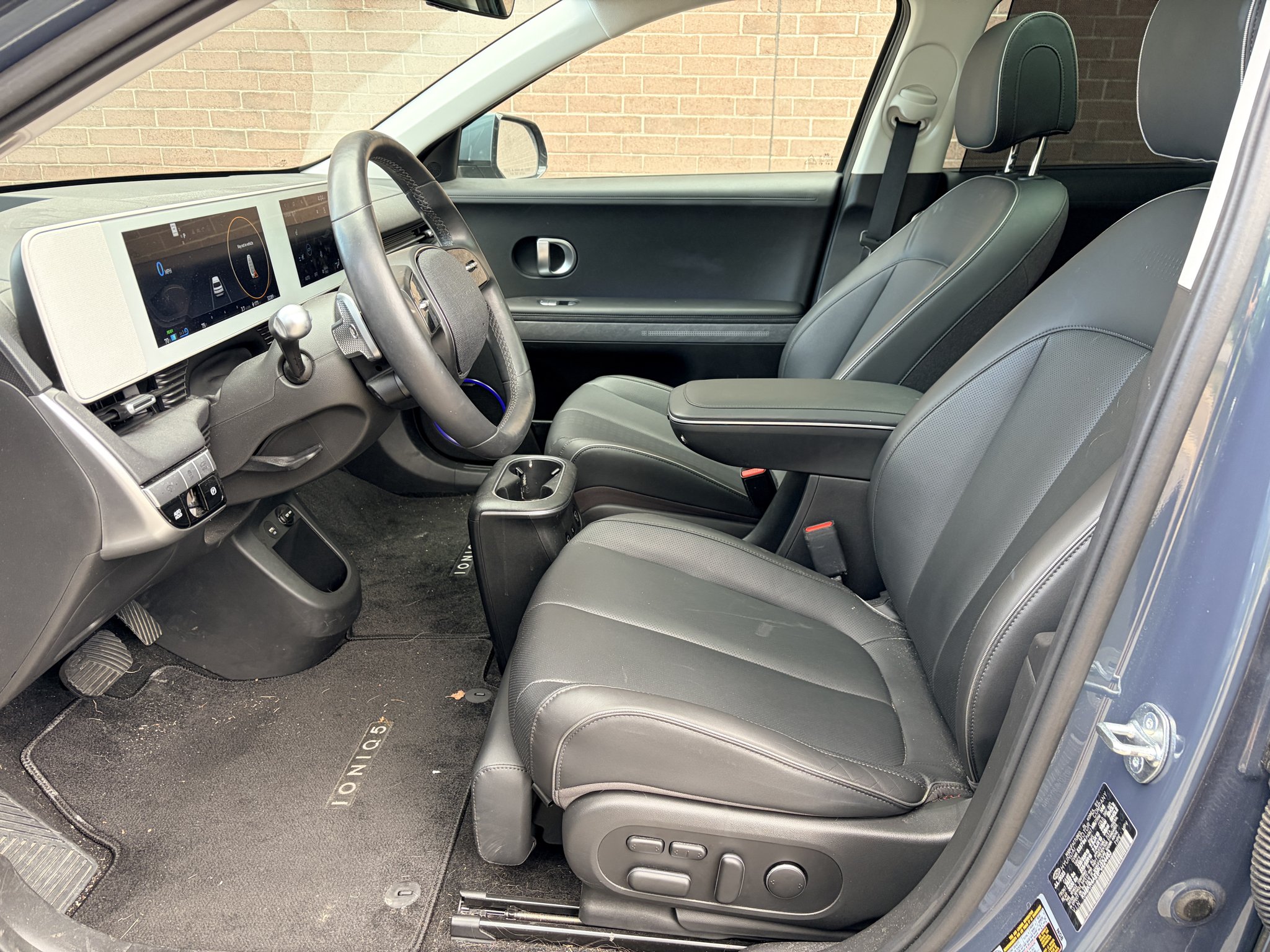 Used 2023 Digital Teal Hyundai Limited image 10
