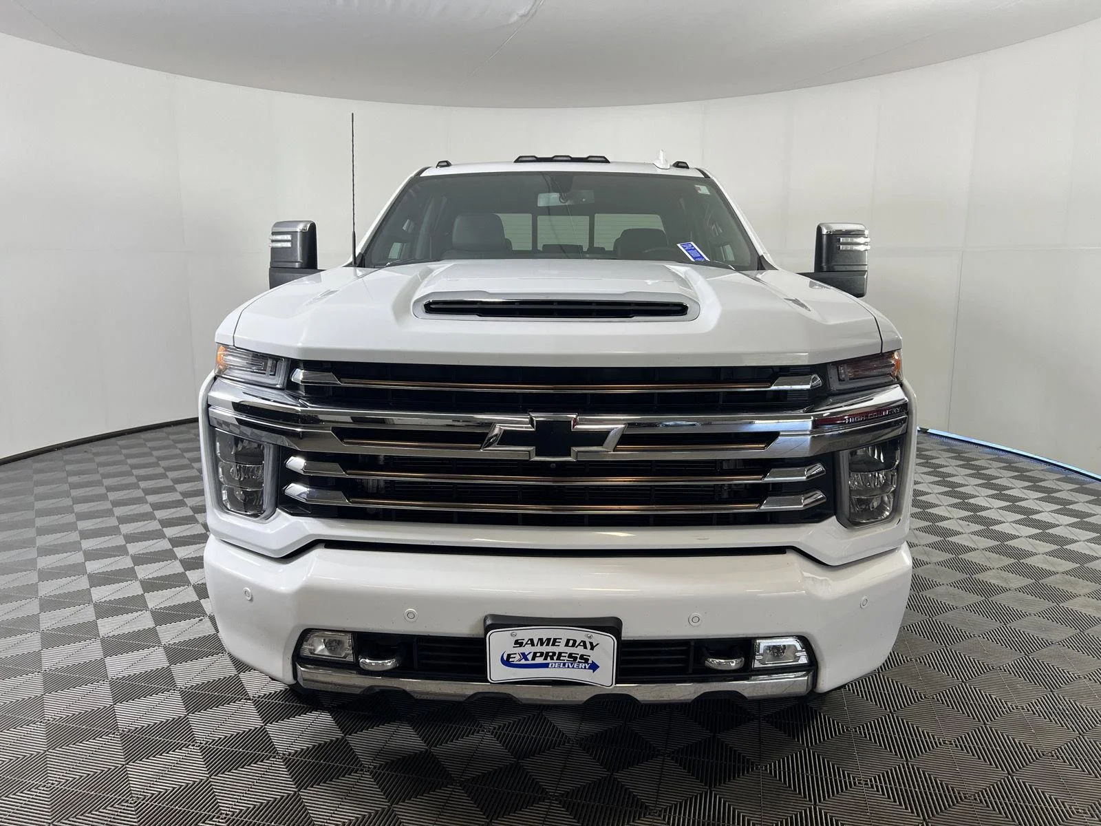 Used 2022 SUMMIT WHITE Chevrolet High Country image 28