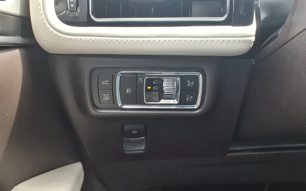 Used 2023 White Lincoln Black Label image 32